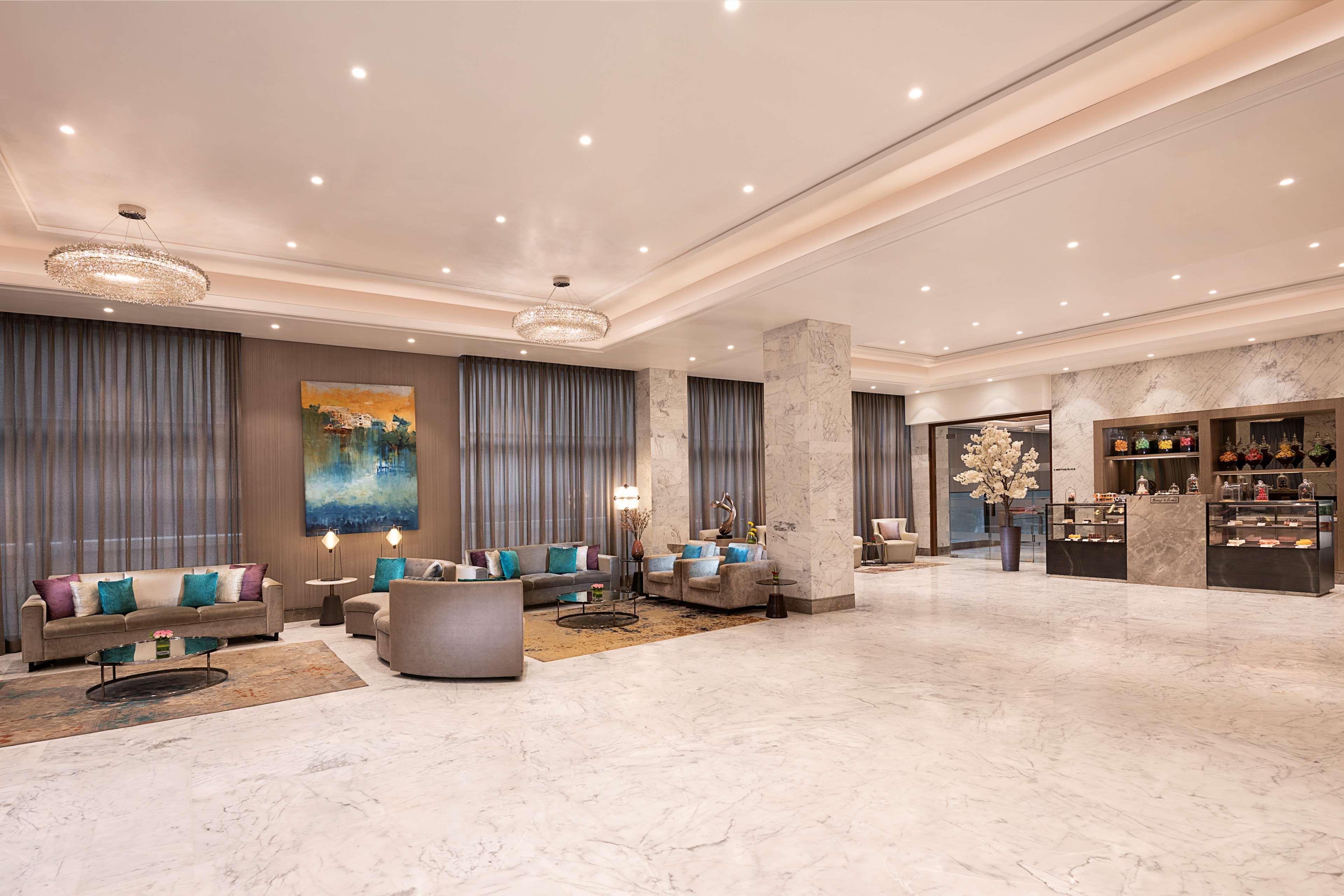 Radisson Mumbai Andheri Midc Екстериор снимка Lobby