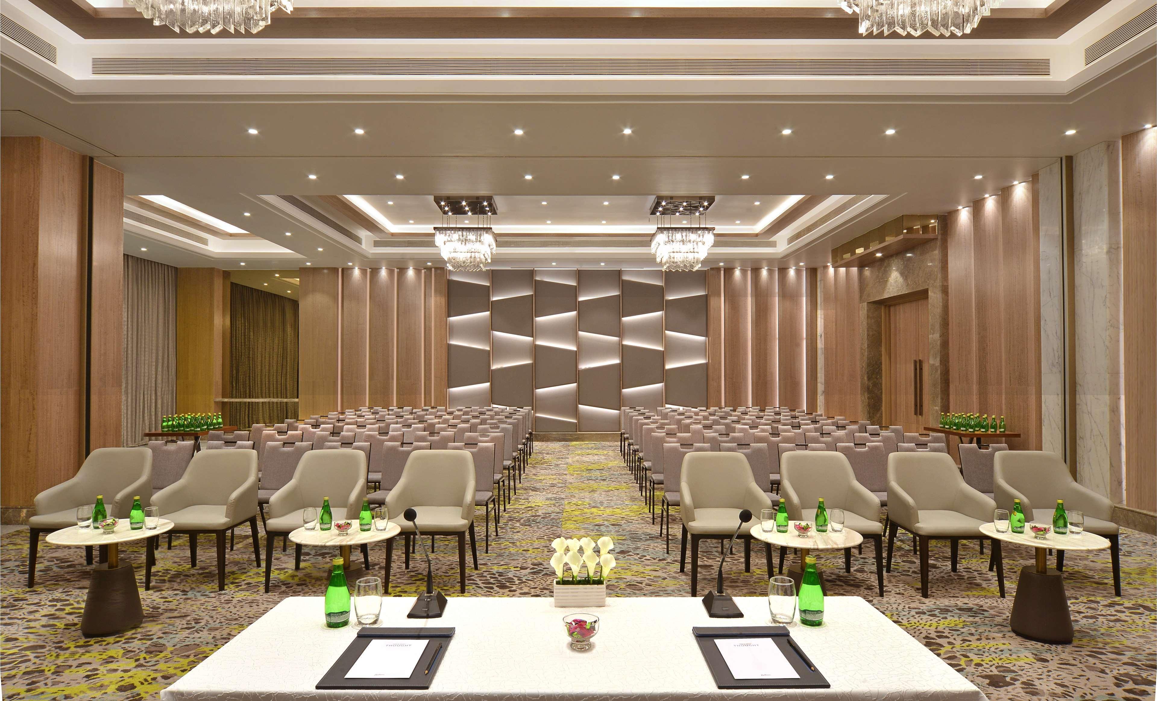 Radisson Mumbai Andheri Midc Екстериор снимка The Grand Ballroom