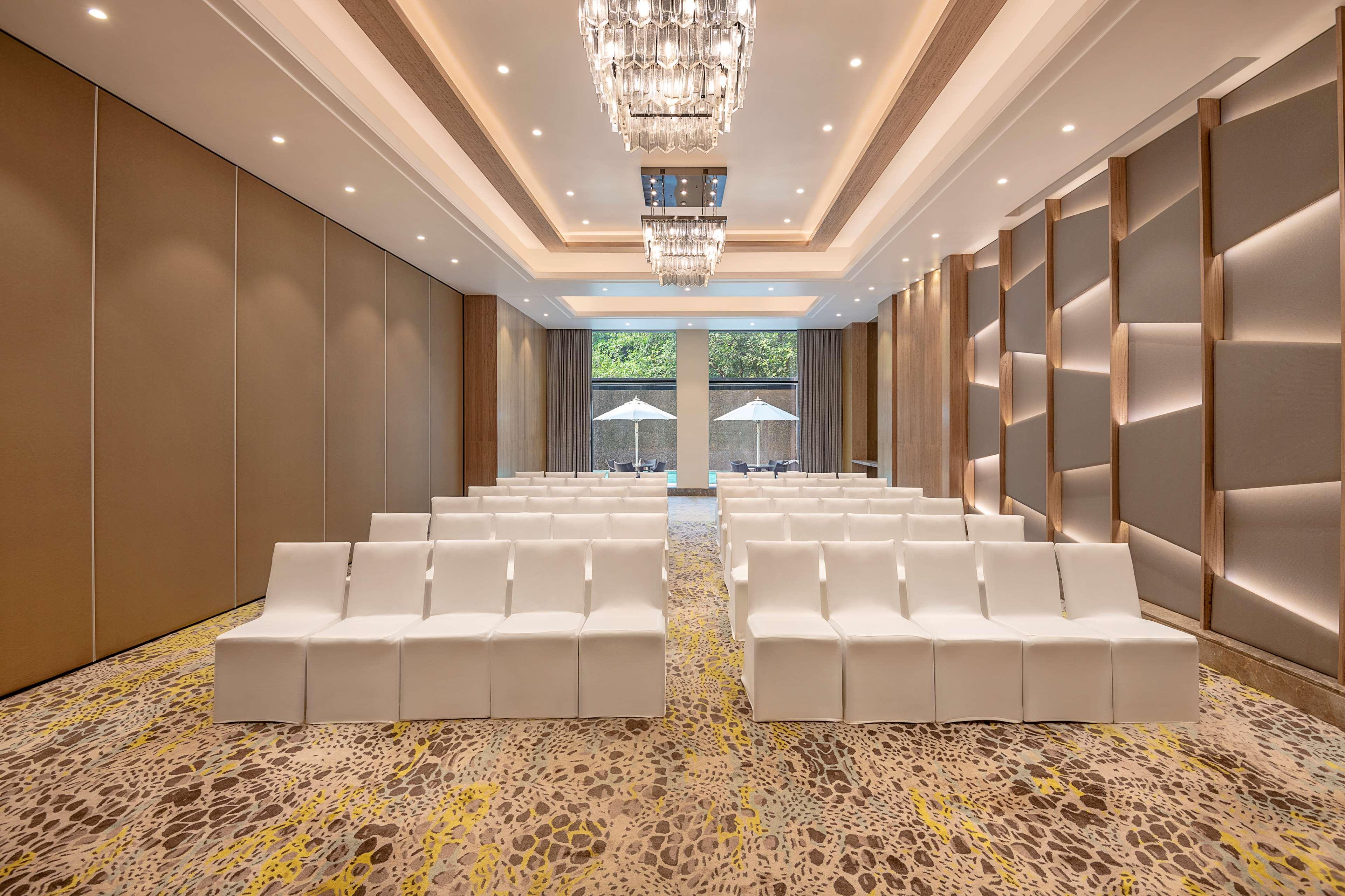 Radisson Mumbai Andheri Midc Екстериор снимка The ballroom
