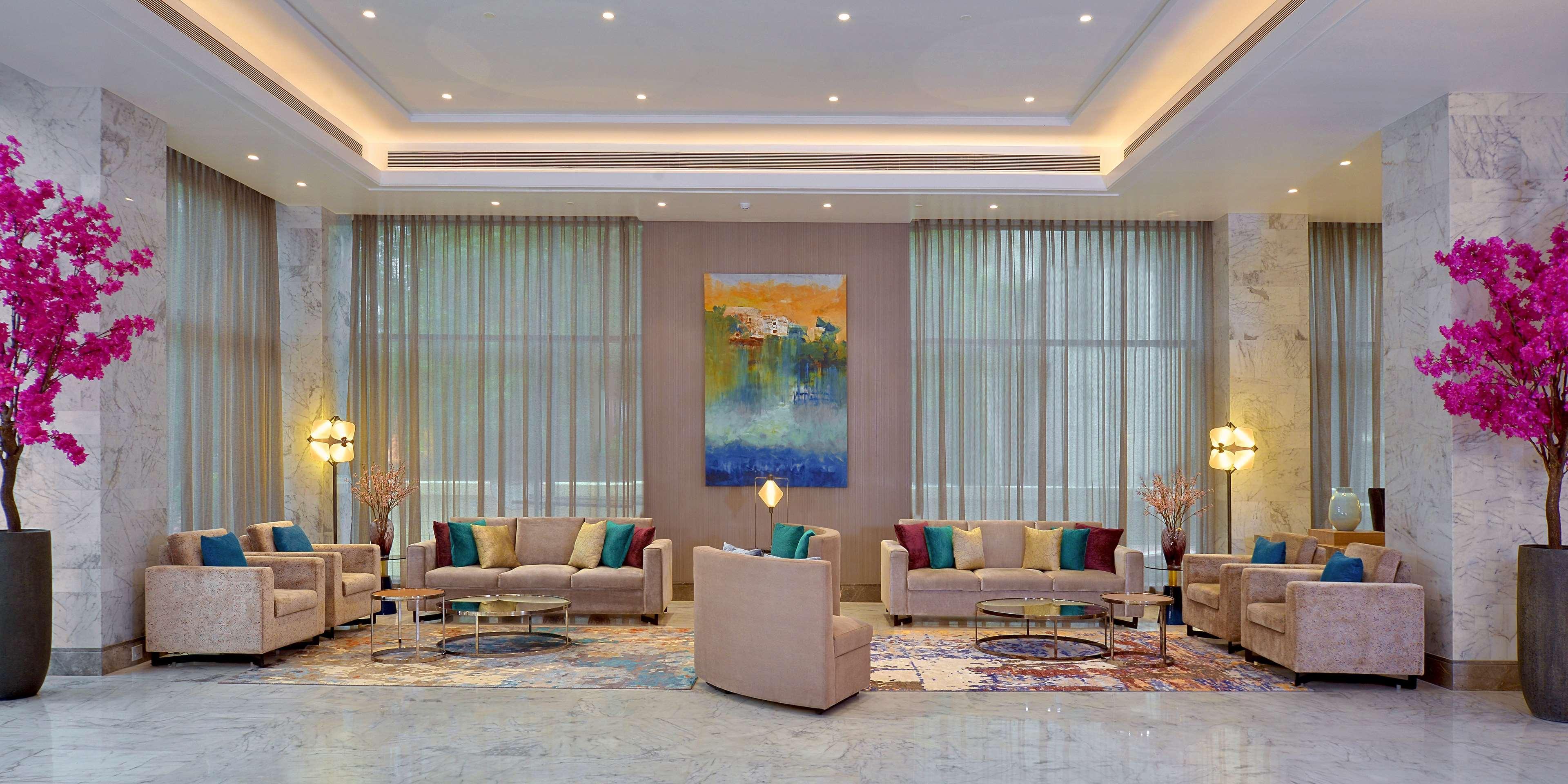 Radisson Mumbai Andheri Midc Екстериор снимка Lobby